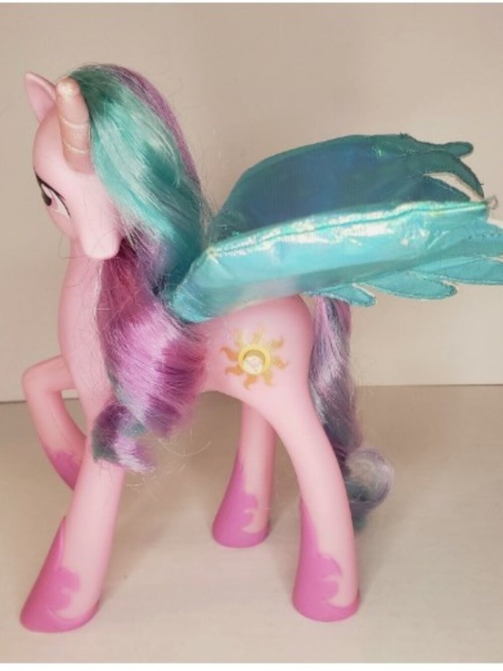 My Little Pony 9" PRINCESS CELESTIA Talking Light-Up Wings Toy & Comb